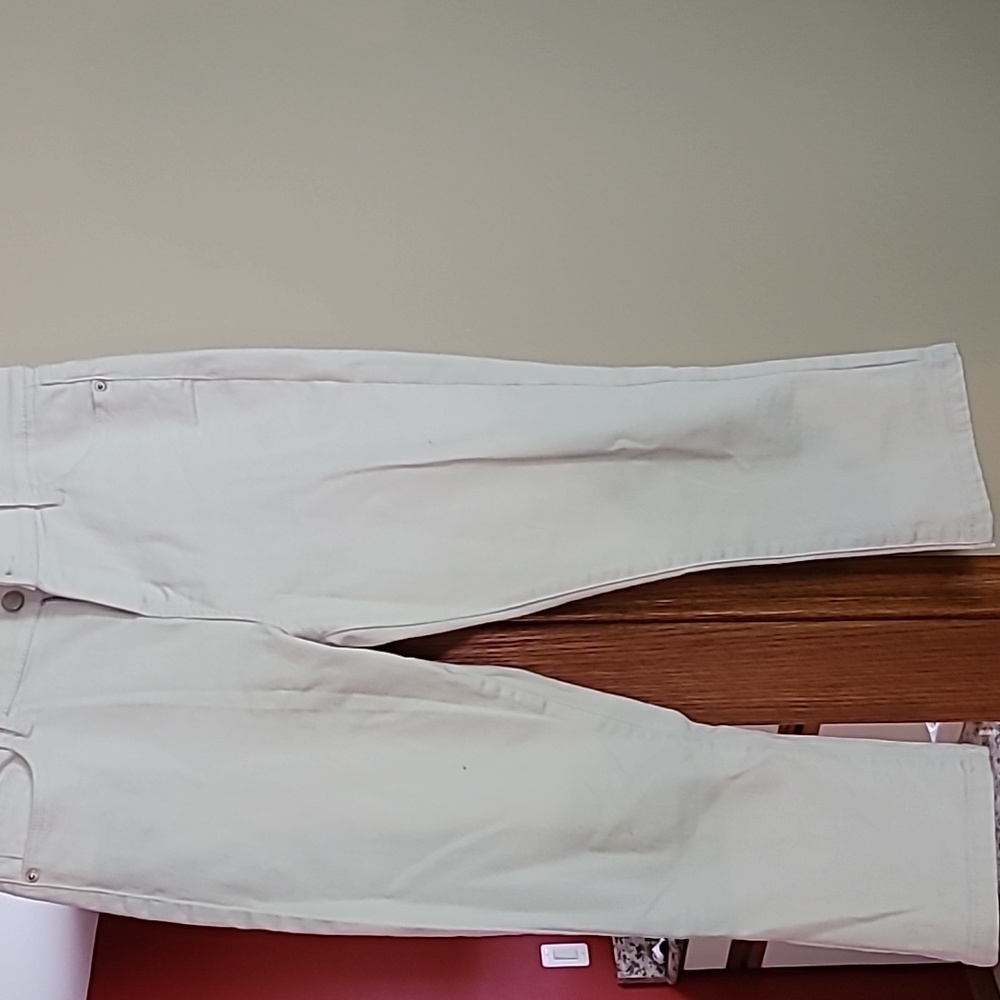 Womens white jean leggings crop  new never worn  size 10